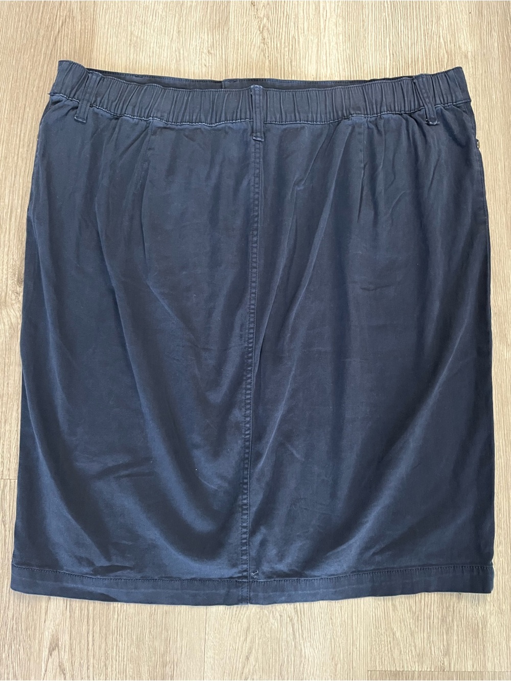 🔥390–Women's Navy Pencil Skirt - Classic Stretch Fit - Picture 4 of 4
